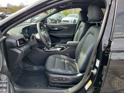 New 2026 Buick Envista Sport Touring w/ Convenience I Package image 17