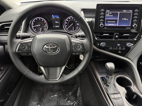 Used 2023 Toyota Camry SE image 15