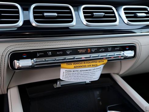 Used 2026 Mercedes-Benz GLS 450 4MATIC image 45