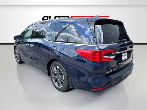 Used 2023 Honda Odyssey Elite image 5