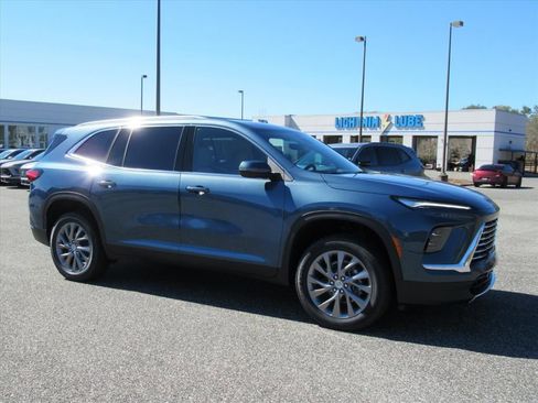 New 2026 Buick Enclave Preferred w/ Power Package image 2