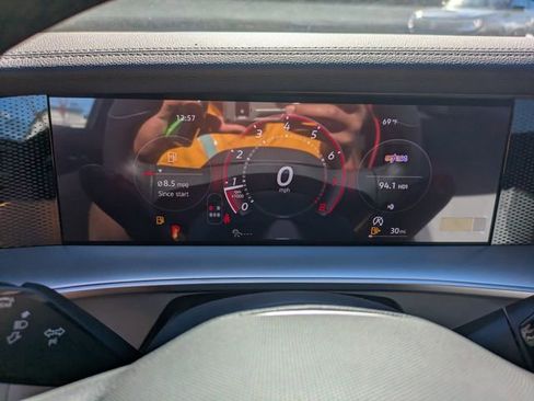 New 2026 Volkswagen Tiguan SE R-Line image 28