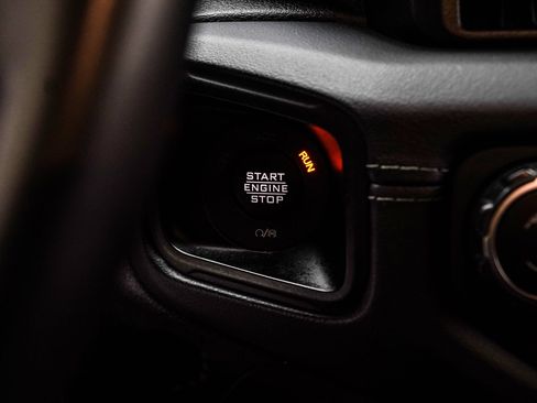 Used 2024 Jeep Wrangler Unlimited Sahara AWD/4WD image 24