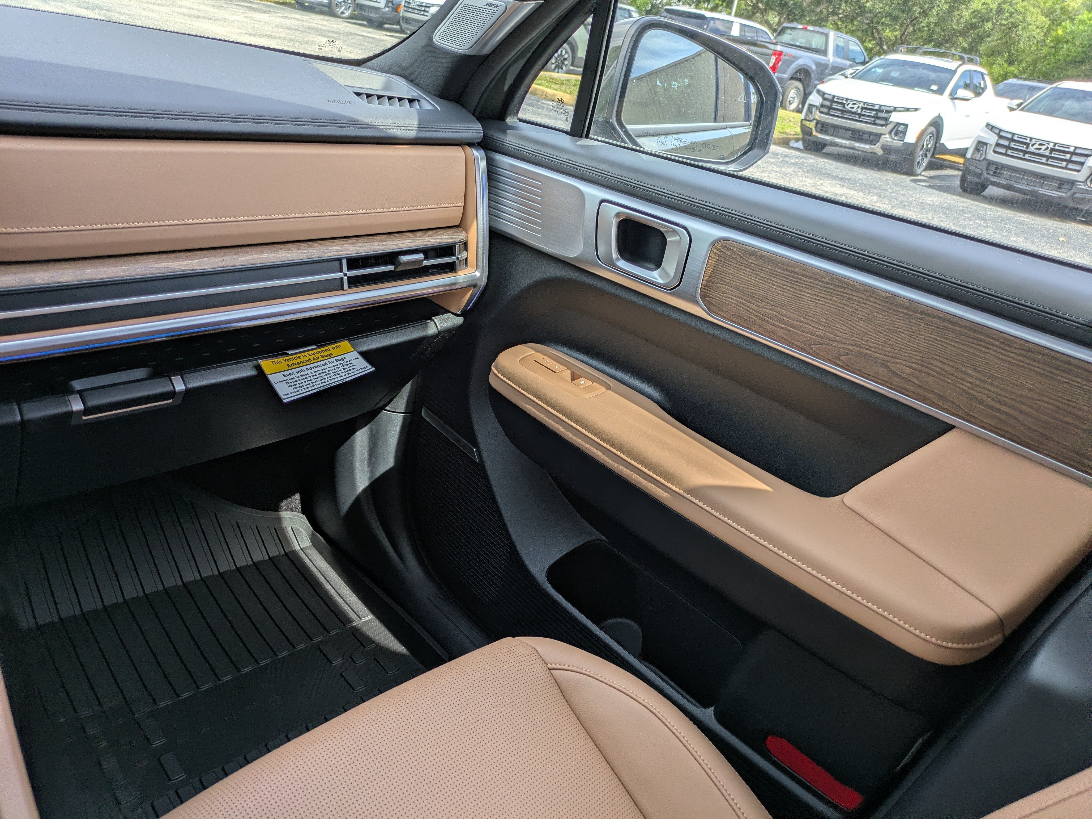 New 2027 Hyundai Santa Fe Limited FWD image 14