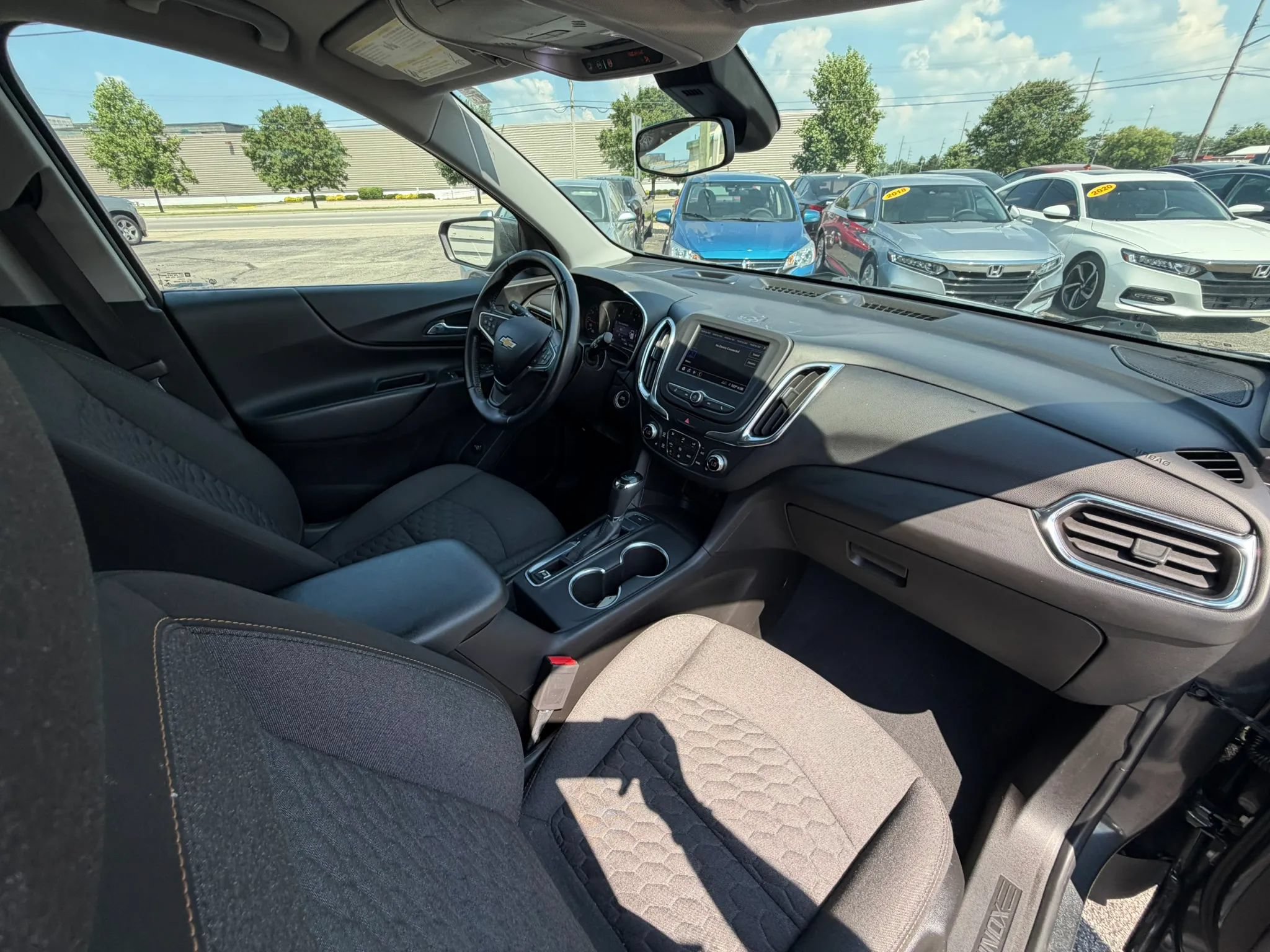 Used 2021 Chevrolet Equinox LT AWD/4WD image 29
