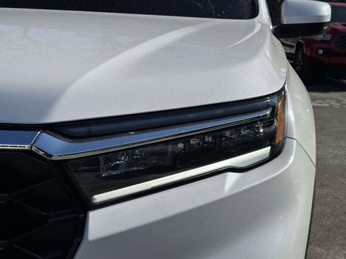 Certified 2025 Honda Pilot Elite image 9