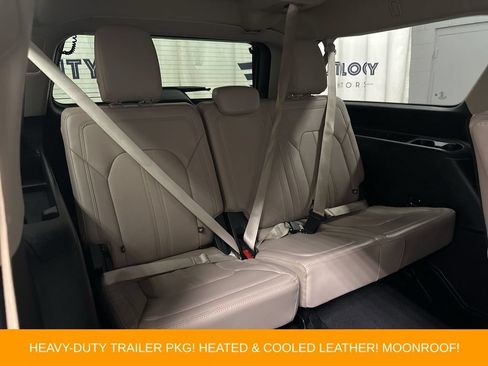 Used 2023 Ford Expedition Max Limited AWD/4WD image 22