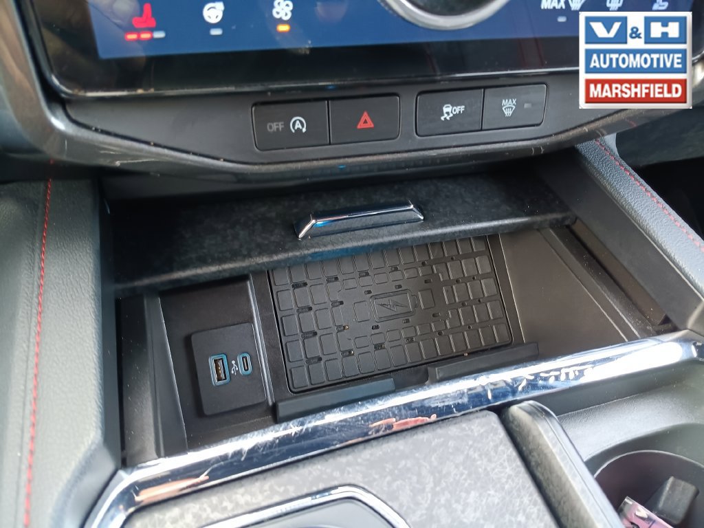 Used 2023 Ford Expedition Limited AWD/4WD image 15
