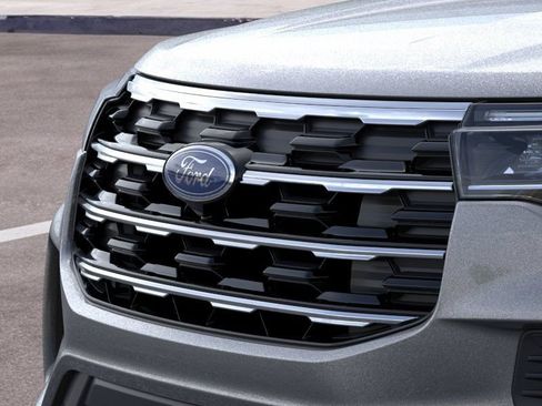 New 2026 Ford Explorer Active AWD/4WD image 17