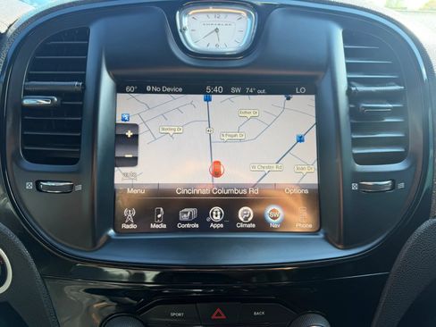 Used 2016 Chrysler 300 S RWD image 21