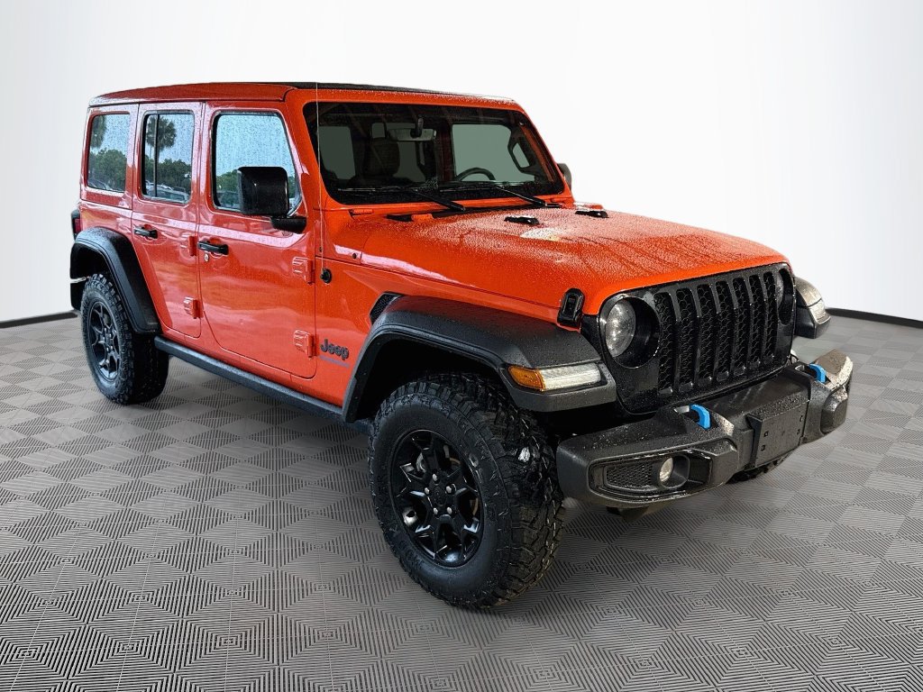 Used 2023 Jeep Wrangler Unlimited w/ Sun & Screen Package AWD/4WD image 4