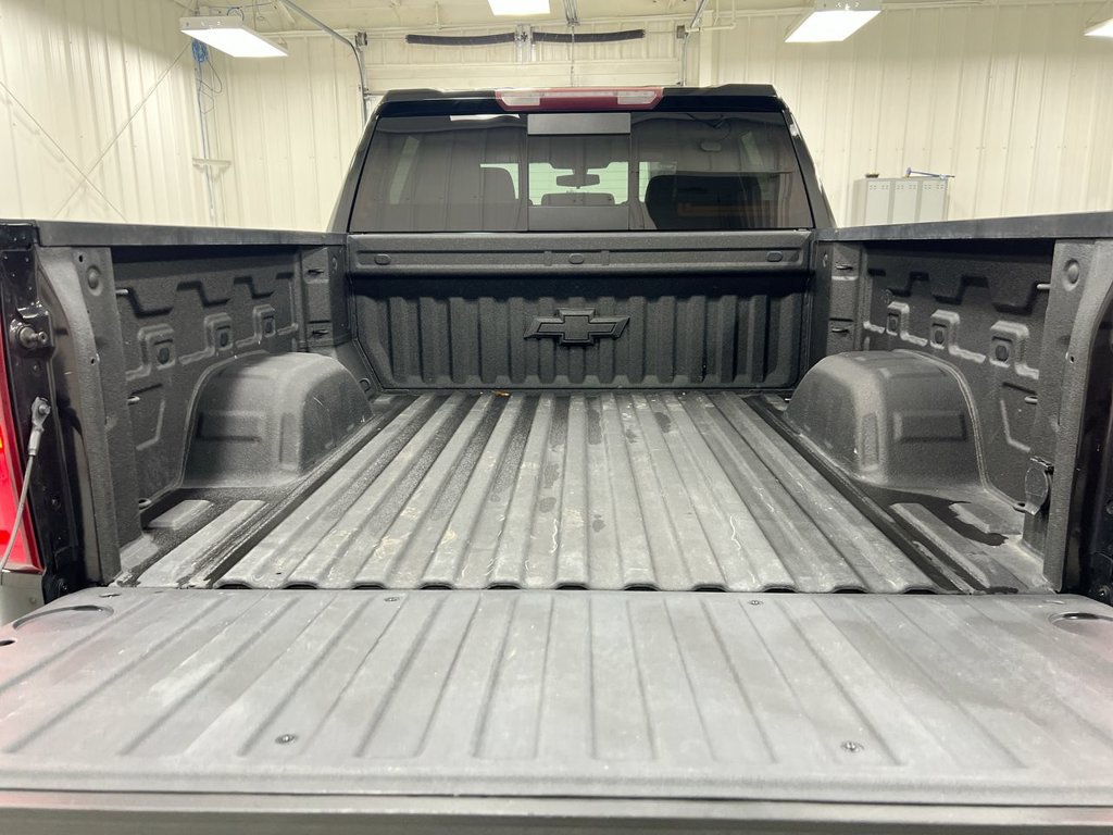 Used 2019 Chevrolet Silverado 1500 RST AWD/4WD image 23