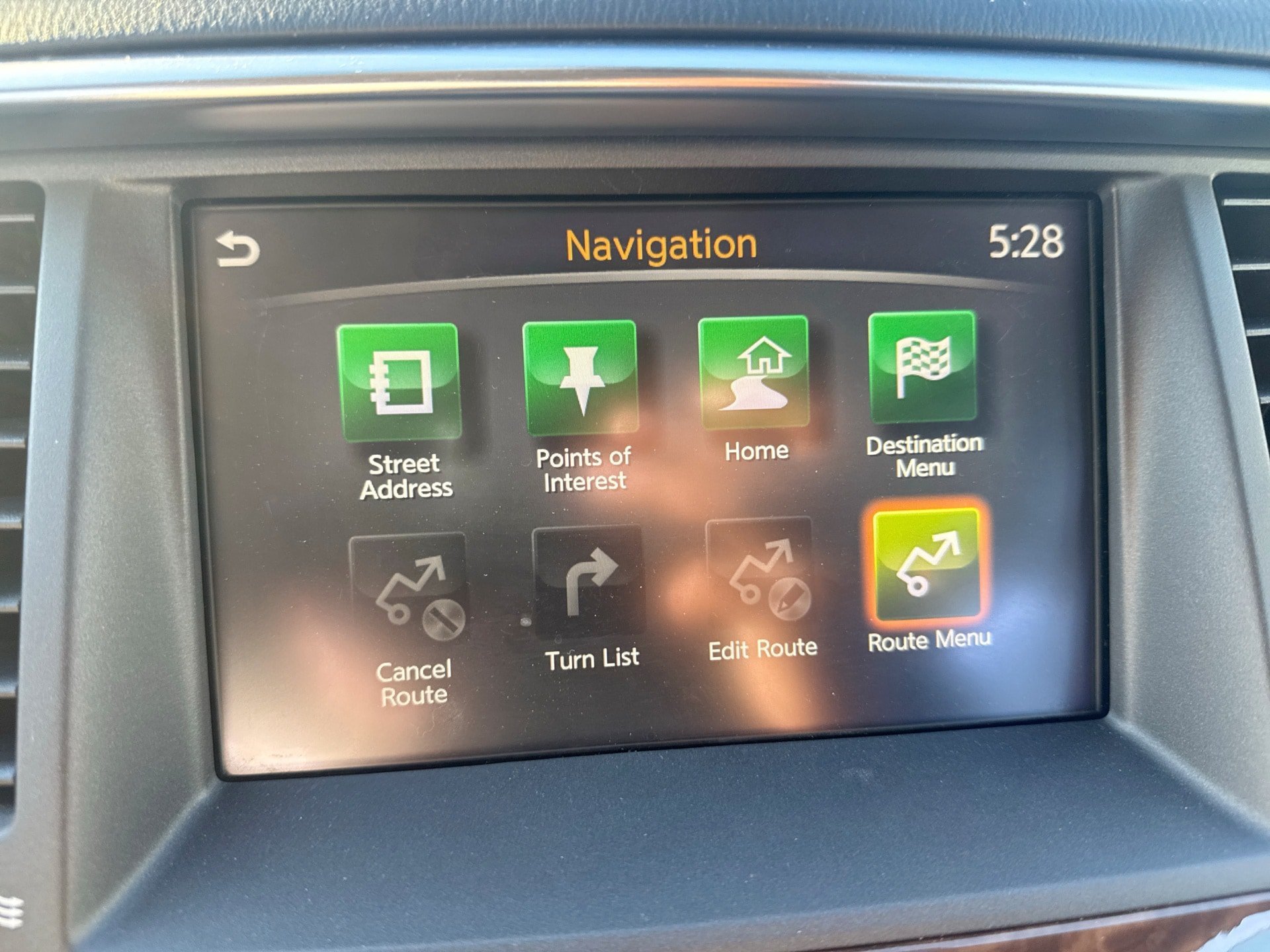 Used 2020 Nissan Armada Platinum w/ Captain's Chairs Package AWD/4WD image 20