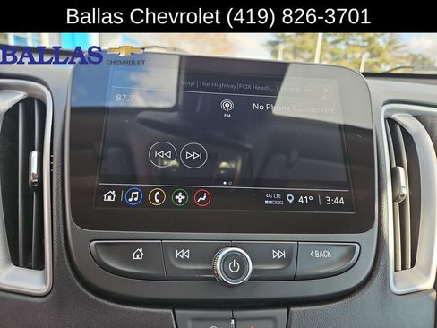 Used 2024 Chevrolet Malibu LT FWD image 13