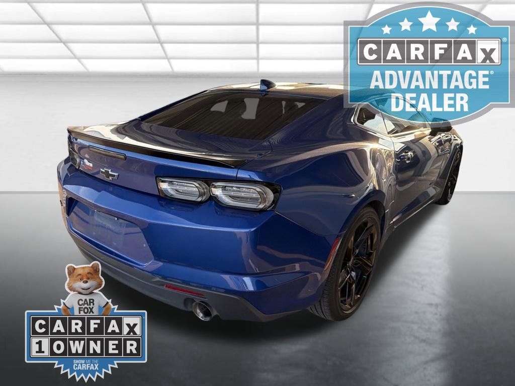 Used 2024 Chevrolet Camaro LT w/ RS Package RWD image 2