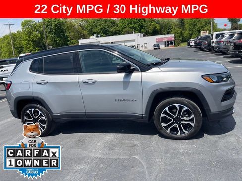 Used 2022 Jeep Compass Limited AWD/4WD image 1