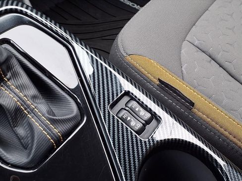 Used 2024 Subaru Crosstrek 2.5i Sport w/ Crosstrek Mirror Package image 6