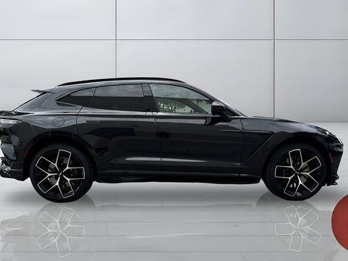 Used 2023 Aston Martin DBX 707 AWD/4WD image 10