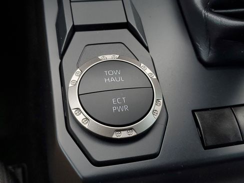 Certified 2024 Toyota Tacoma SR5 image 30