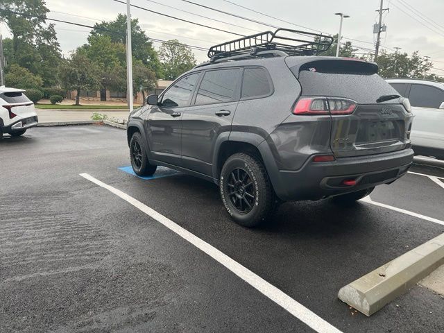 Used 2020 Jeep Cherokee Trailhawk w/ Cold Weather Group AWD/4WD image 4