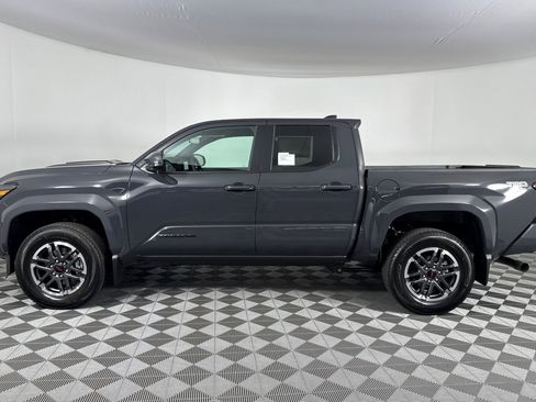 New 2025 Toyota Tacoma TRD Sport image 7