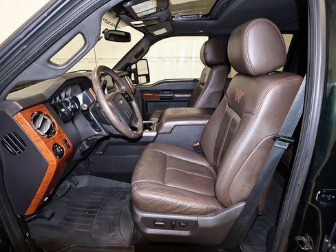 Used 2016 Ford F250 King Ranch w/ King Ranch w/Chrome Package image 14