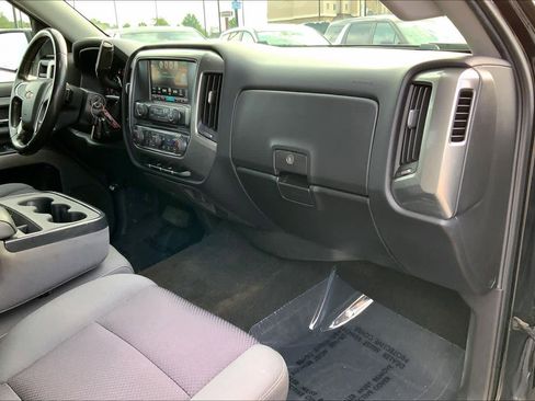 Used 2018 Chevrolet Silverado 1500 LT w/ All Star Edition AWD/4WD image 18