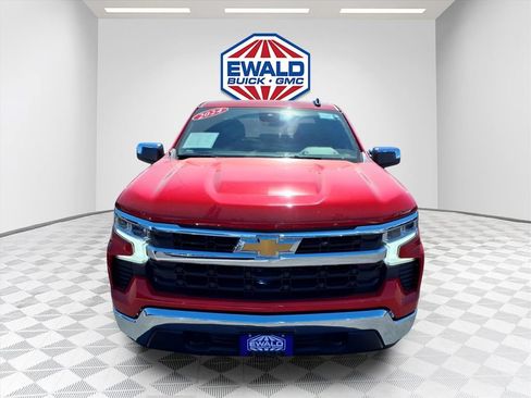 Used 2024 Chevrolet Silverado 1500 LT w/ LPO, Dark Essentials Package AWD/4WD image 7