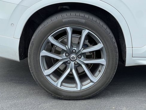 Used 2018 Volvo XC90 T5 Momentum w/ Convenience Package AWD/4WD image 15
