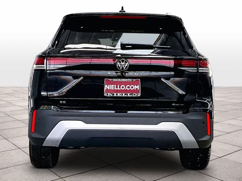 New 2026 Volkswagen Tiguan SE AWD/4WD image 4