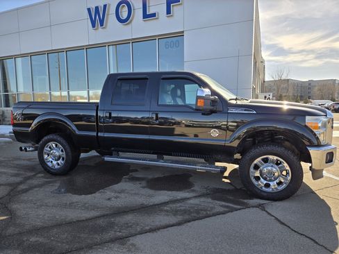 Used 2015 Ford F350 Lariat w/ Chrome Package image 5