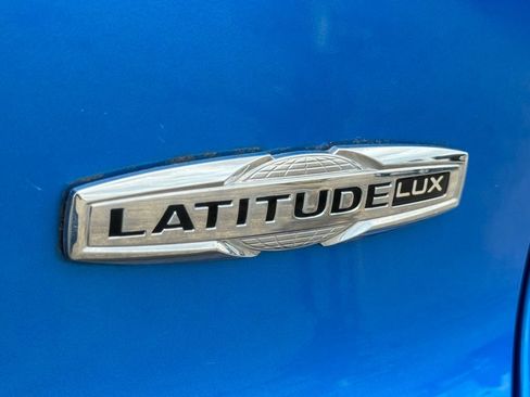 Certified 2022 Jeep Cherokee Latitude Lux AWD/4WD image 32