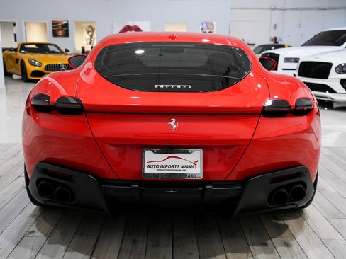 Used 2023 Ferrari Roma image 15