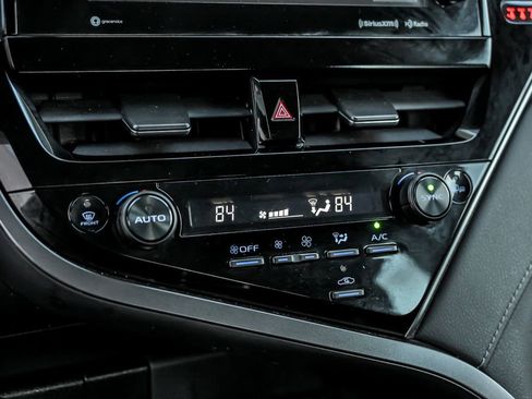 Used 2023 Toyota Camry XSE FWD image 27