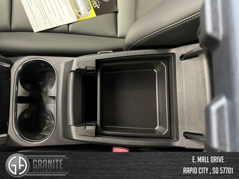 New 2026 GMC Canyon Elevation w/ Convenience Package AWD/4WD image 25