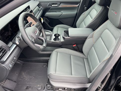 New 2026 GMC Terrain AT4 w/ Convenience Package III image 10