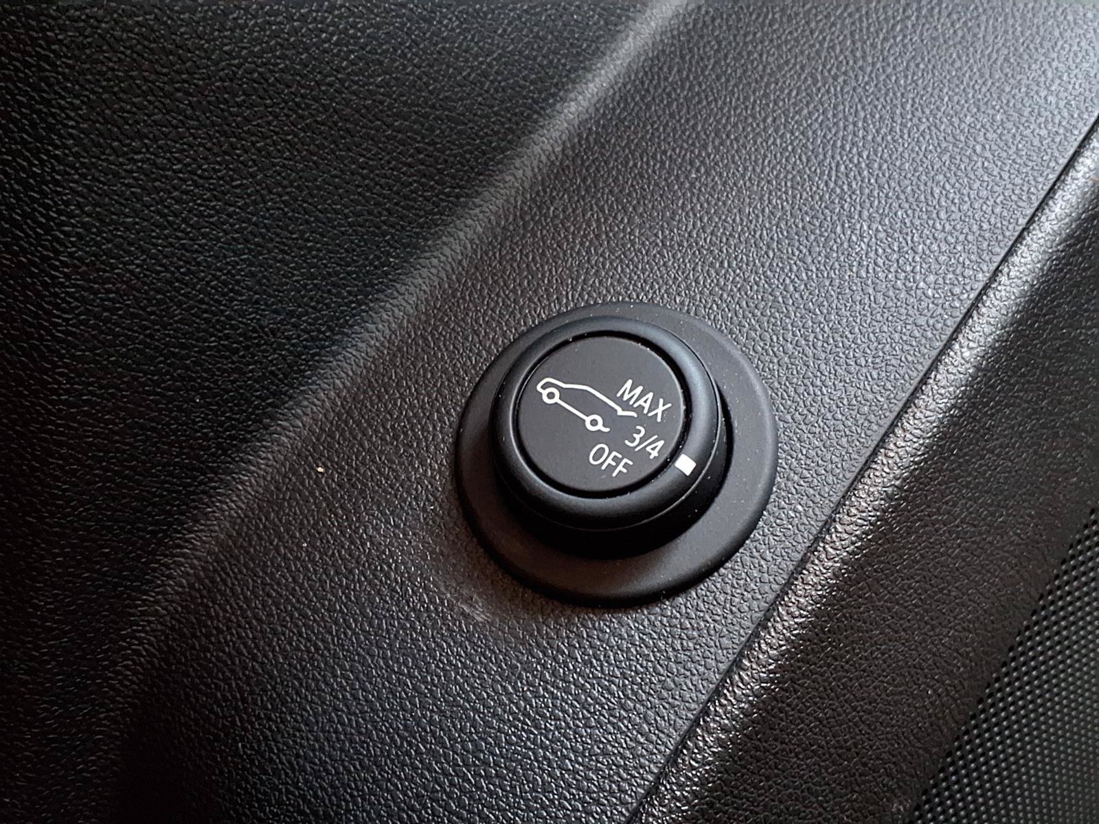 Used 2021 Chevrolet Equinox LT FWD image 19