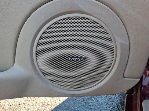 Used 2003 MAZDA MX-5 Miata image 26