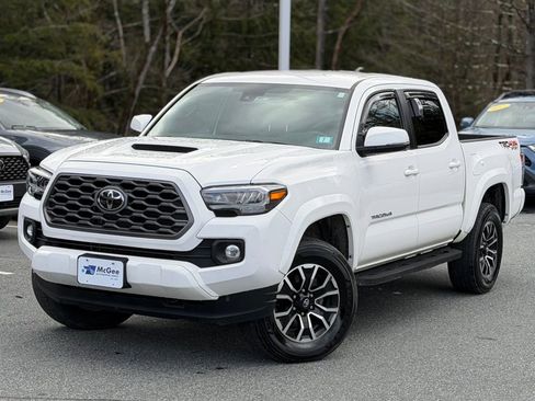 Used 2023 Toyota Tacoma TRD Sport w/ Technology Package image 1