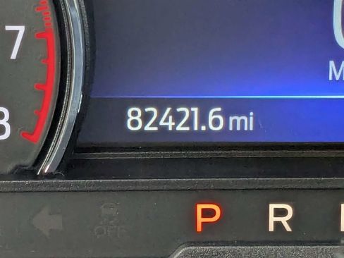 Used 2023 Ford Explorer XLT w/ Equipment Group 202A image 29