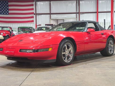 Used 1991 Chevrolet Corvette Convertible RWD image 20