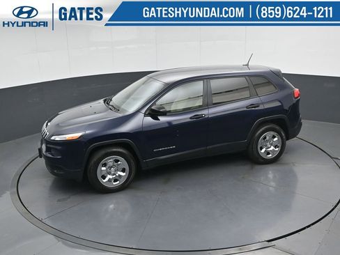 Used 2016 Jeep Cherokee Sport AWD/4WD image 45