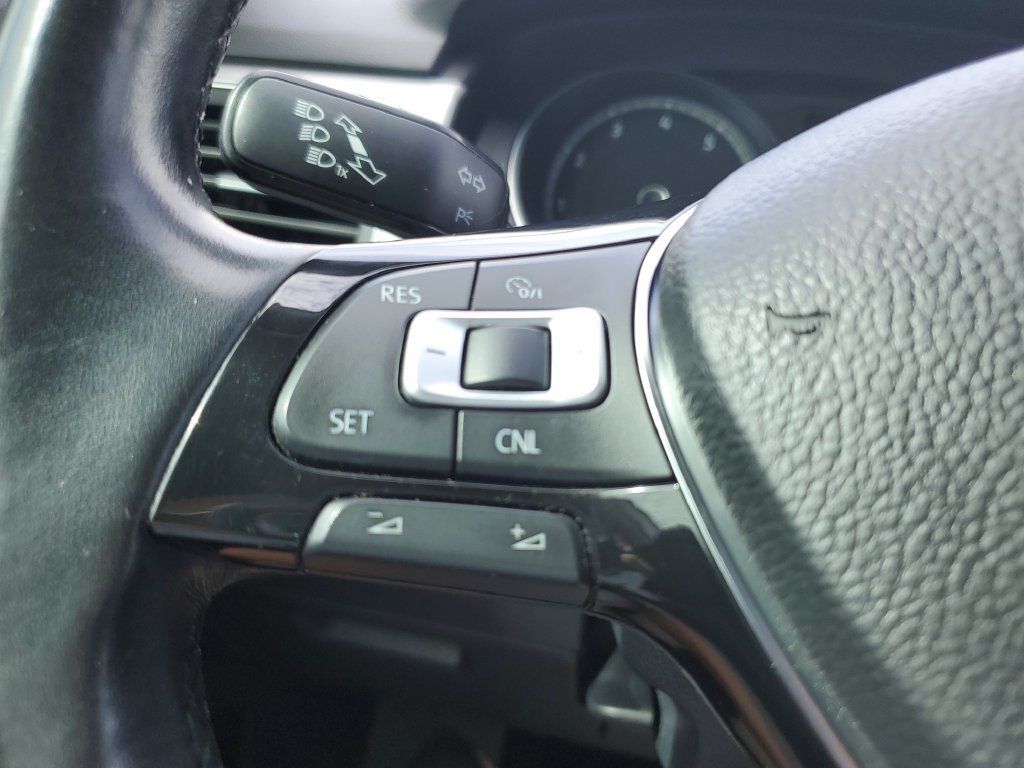 Used 2018 Volkswagen Atlas SE AWD/4WD image 23