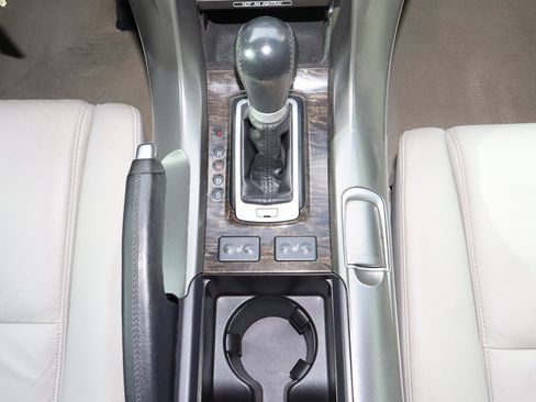 Used 2009 Acura TL image 20