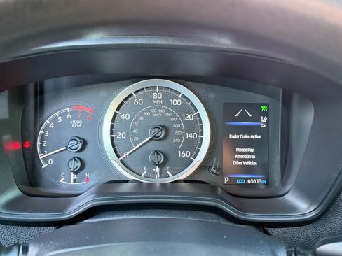 Used 2021 Toyota Corolla LE image 56