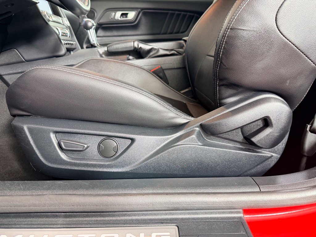 Used 2023 Ford Mustang Premium RWD image 27