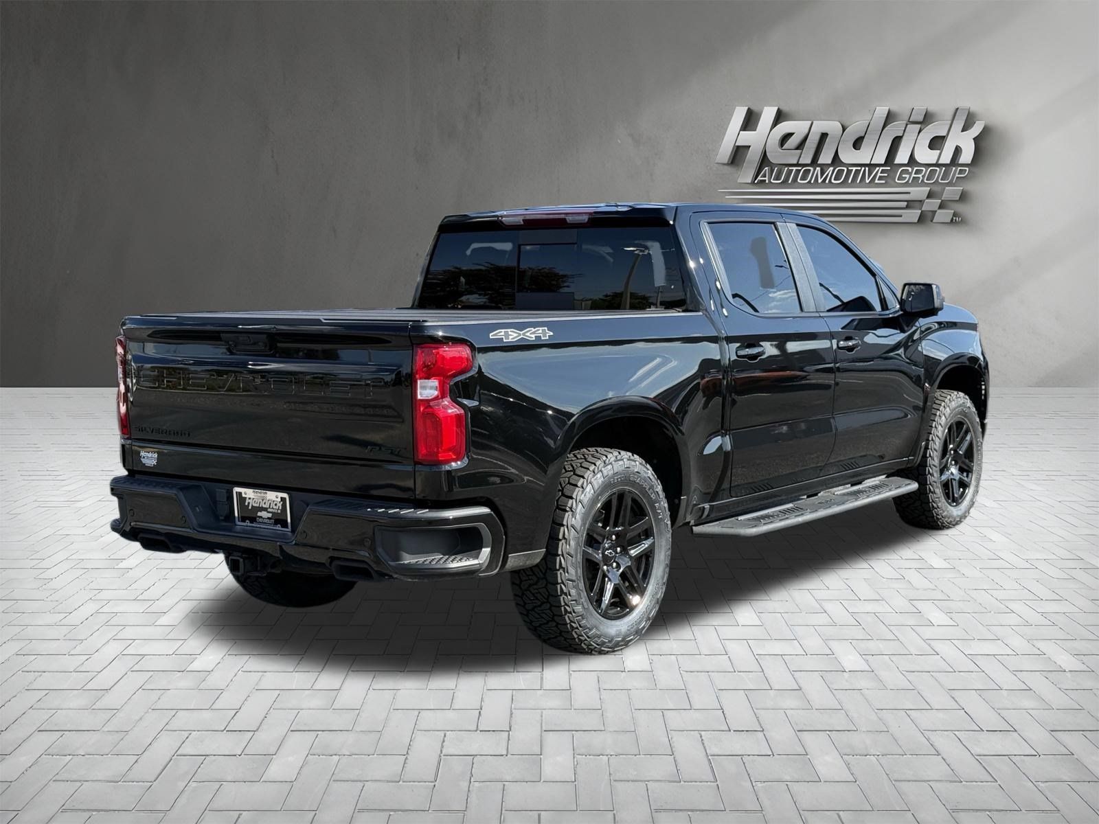 Used 2025 Chevrolet Silverado 1500 RST AWD/4WD image 10