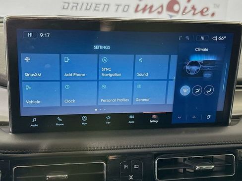 Certified 2023 Lincoln Nautilus AWD w/ Premium Package image 18