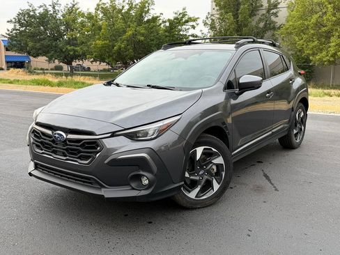 Used 2024 Subaru Crosstrek 2.5i Limited w/ Crosstrek Mirror Package AWD/4WD image 2