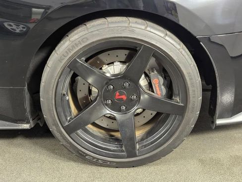 Used 2017 Ford Mustang Shelby GT350 w/ Electronics Package image 11